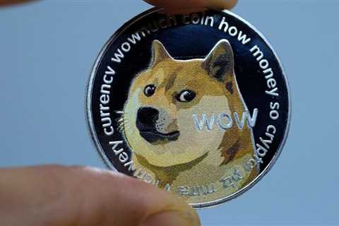 Shiba Inu vs Dogecoin: Which is the best cryptocurrency to buy in 2022?