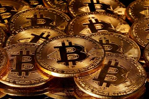 Cryptoverse: Buoyant bitcoin helps market cruise past $2 trillion - Reuters